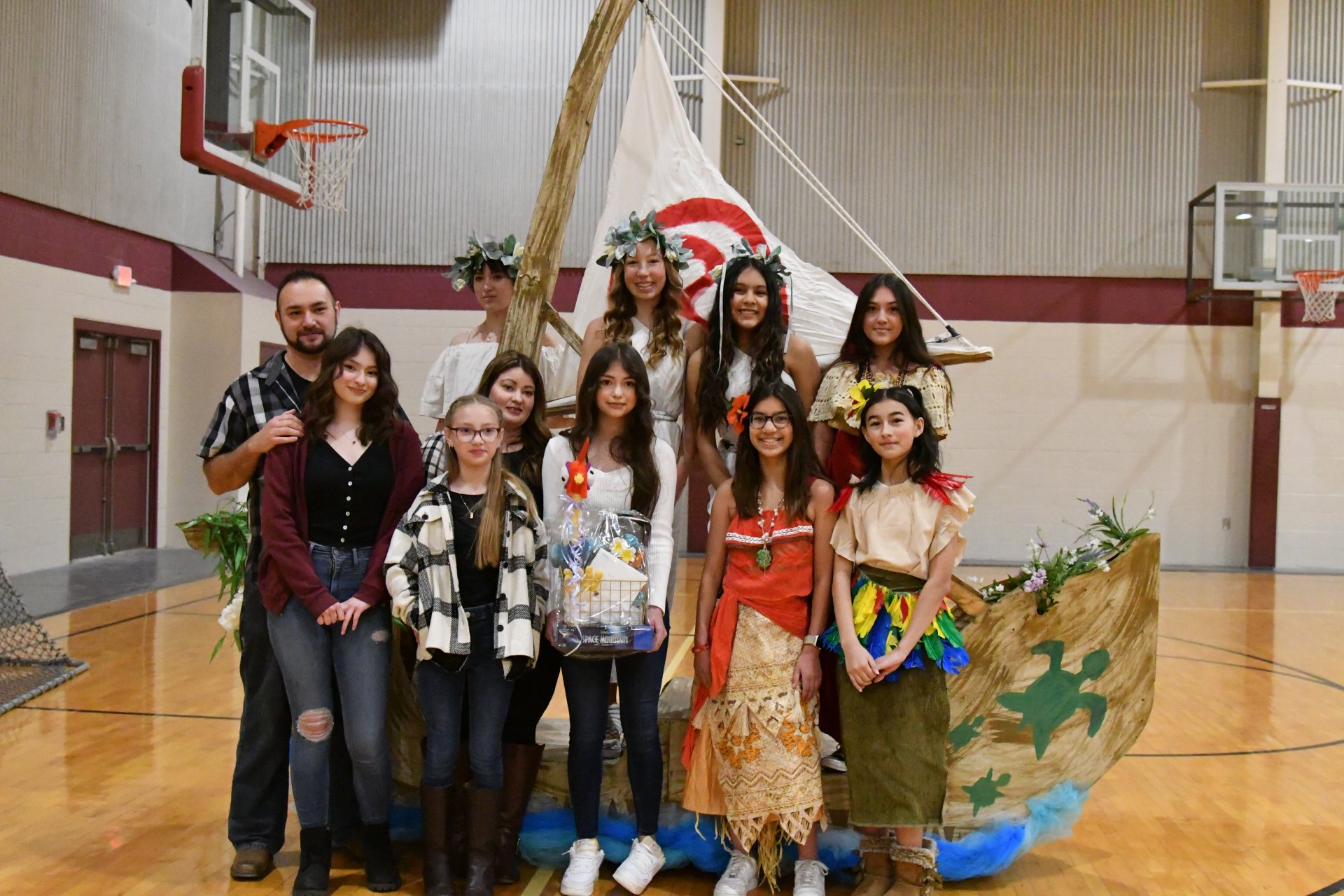 Sandia Prep Moana cast help present Make-A-Wish 