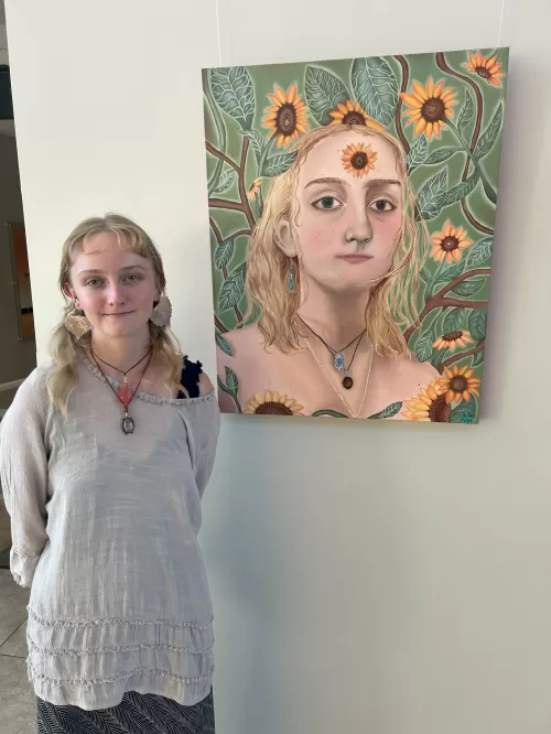 Odyssey Scholar Holds Solo Art and Poetry Exhibition 